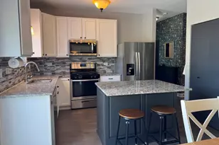 450 Montauk Ln, Pingree Grove, IL 60140 - Photo 6
