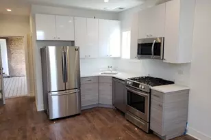 2347 W Taylor St, Chicago, IL 60612 - Photo 2