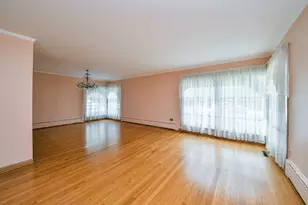 1401 Brophy Ave, Park Ridge, IL 60068 - Photo 4
