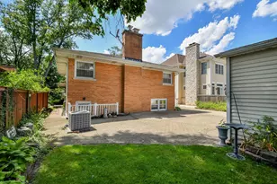 1401 Brophy Ave, Park Ridge, IL 60068 - Photo 18
