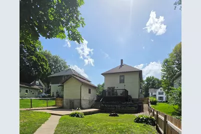 906 S Galena Avenue, Dixon, IL 61021 - Photo 4