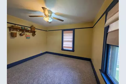 906 S Galena Avenue, Dixon, IL 61021 - Photo 14