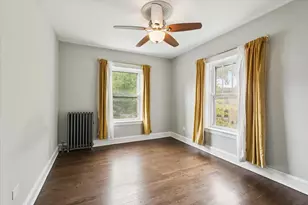 3804 N Hamilton Ave, Chicago, IL 60618 - Photo 2