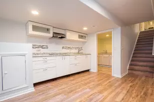 33 River Oaks Cir E, Buffalo Grove, IL 60089 - Photo 18