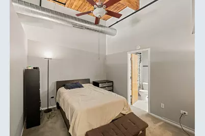 1500 W Monroe Avenue #126, Chicago, IL 60607 - Photo 10