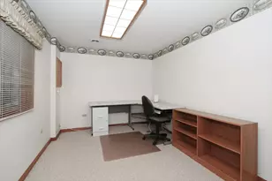 2039 Belvidere Line Dr, Elgin, IL 60123 - Photo 22