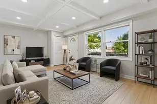 6523 S Ellis Ave, Chicago, IL 60637 - Photo 2