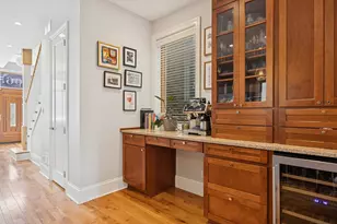 1065 N Marshfield Ave, Chicago, IL 60622 - Photo 6