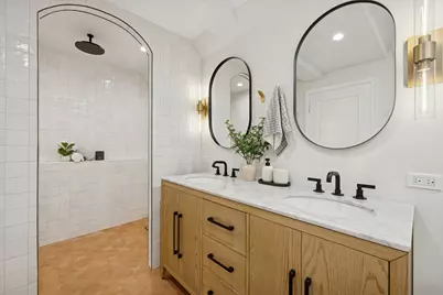 1065 N Marshfield Avenue #2, Chicago, IL 60622 - Photo 18