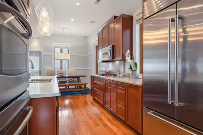 1065 N Marshfield Avenue #2, Chicago, IL 60622 - Photo 10