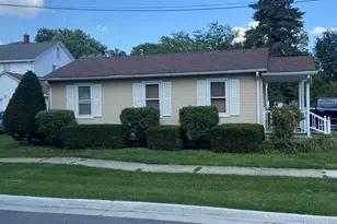 207 N Conrad St, Peotone, IL 60468 - Photo 2