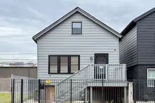 1933 W Grand Ave, Chicago, IL 60622 - Photo 1