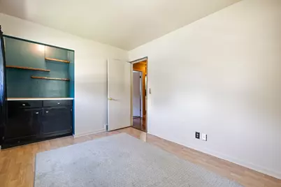 745 Sunbury Road, South Elgin, IL 60177 - Photo 14