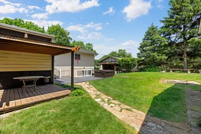 745 Sunbury Road, South Elgin, IL 60177 - Photo 30