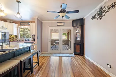 745 Sunbury Road, South Elgin, IL 60177 - Photo 6