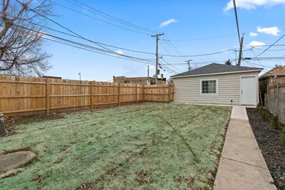 5542 W 64th Street, Chicago, IL 60638 - Photo 32
