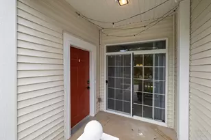 2305 Aurora Dr, Hampshire, IL 60140 - Photo 2