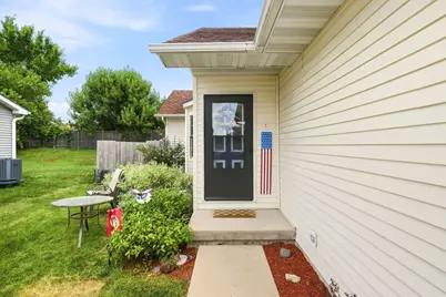603 Davidson Drive #A, Minooka, IL 60447 - Photo 2