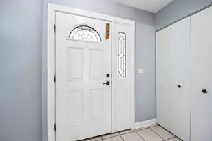 1124 E Potomac Ln, Palatine, IL 60074 - Photo 4