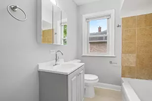 326 W 107th Pl, Chicago, IL 60628 - Photo 10