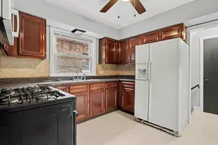 326 W 107th Pl, Chicago, IL 60628 - Photo 6