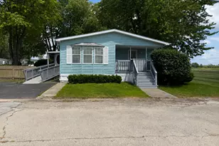 1 Apple Ln, Bourbonnais, IL 60914 - Photo 2