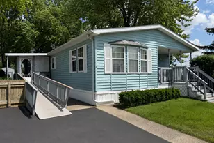 1 Apple Ln, Bourbonnais, IL 60914 - Photo 1