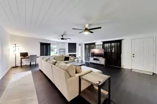 1430 Sequoia Ln, Darien, IL 60561 - Photo 16