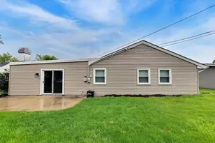 1430 Sequoia Ln, Darien, IL 60561 - Photo 34