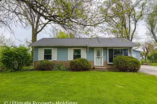 604 W Lee St, Plano, IL 60545 - Photo 1