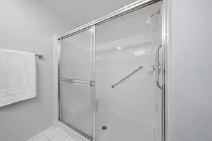 [Address not provided], Park Ridge, IL 60068 - Photo 20
