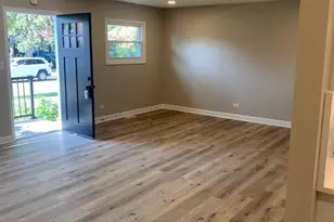 75 Cambridge Ln, Glendale Heights, IL 60139 - Photo 8