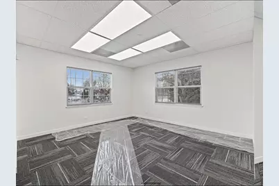 715 E Irving Park Road, Roselle, IL 60172 - Photo 10