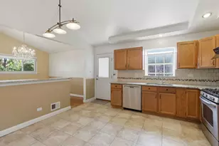 613 Leamington Ave, Wilmette, IL 60091 - Photo 8