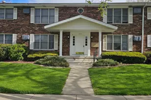 1440 Getzelman Dr, Elgin, IL 60123 - Photo 1
