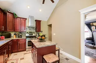 5048 S Leamington Ave, Chicago, IL 60638 - Photo 12