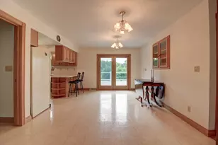 2205 Meadows Dr, Sterling, IL 61081 - Photo 10