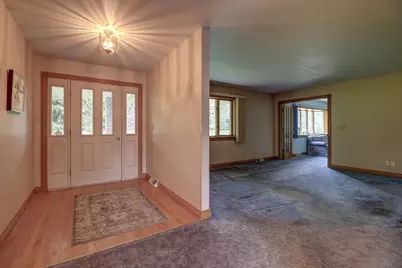 2205 Meadows Drive, Sterling, IL 61081 - Photo 4