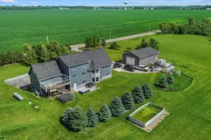10505 Coyne Station Rd, Huntley, IL 60142 - Photo 4