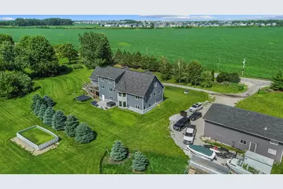 10505 Coyne Station Road, Huntley, IL 60142 - Photo 2