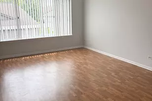 227 Brett Cir, Wauconda, IL 60084 - Photo 8