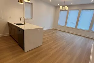 6042 S Eberhart Ave, Chicago, IL 60637 - Photo 4