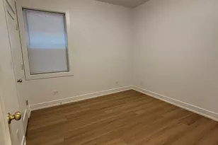 6042 S Eberhart Ave, Chicago, IL 60637 - Photo 12
