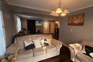 34734 N Long Ave, Ingleside, IL 60041 - Photo 8