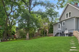 571 Anthony St, Glen Ellyn, IL 60137 - Photo 18