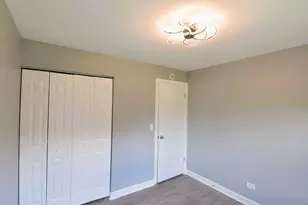 1305 Bamburg Ct, Hanover Park, IL 60133 - Photo 14