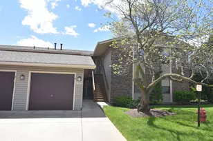 1305 Bamburg Ct, Hanover Park, IL 60133 - Photo 1