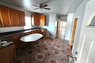 2840 W 23rd Pl, Chicago, IL 60623 - Photo 8