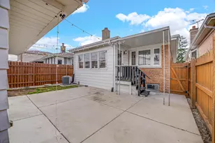 7520 W Carmen Ave, Harwood Heights, IL 60706 - Photo 30