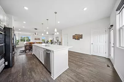 2722 Lily Lane, Rolling Meadows, IL 60008 - Photo 12